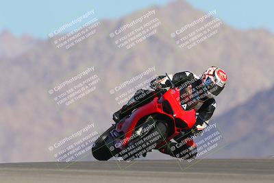 media/Oct-01-2023-SoCal Trackdays (Sun) [[4c570cc352]]/Turn 9 Set 1 (950am)/